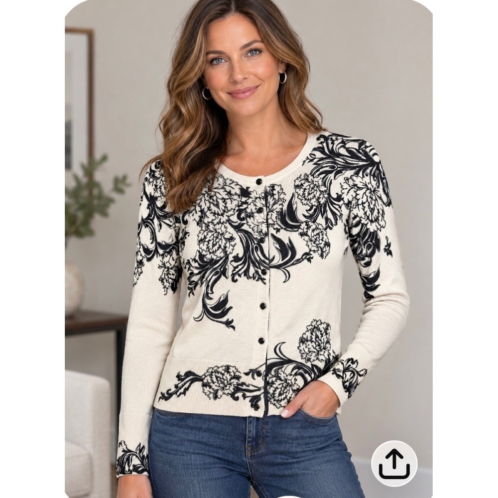 White House Black Market Floral Damask Button Front Cardigan Cream Black Large